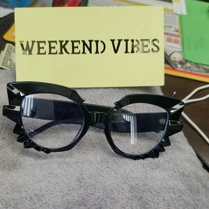 Black Cat-Eye Sunglasses